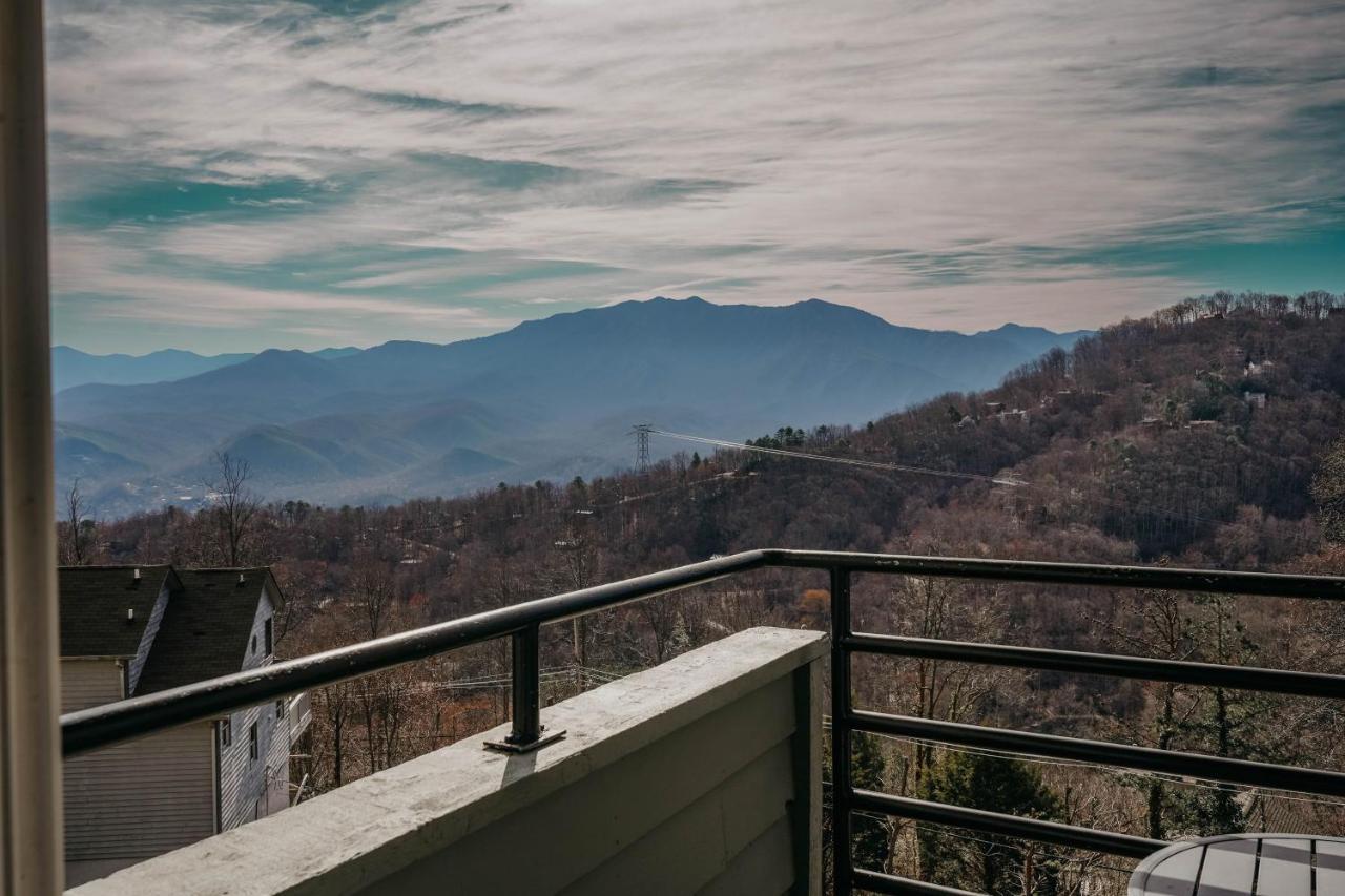 גטלינבורג Smoky Mountains Studio With Balcony מראה חיצוני תמונה