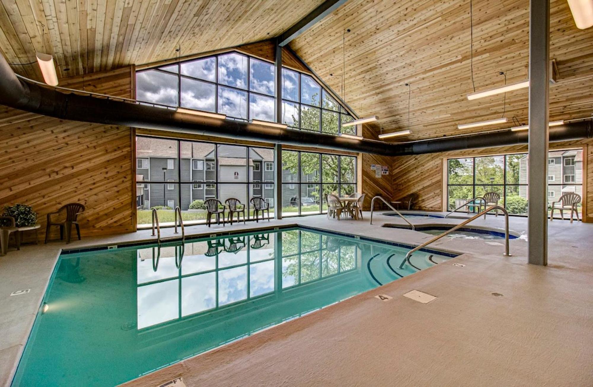 גטלינבורג Smoky Mountains Studio With Balcony מראה חיצוני תמונה